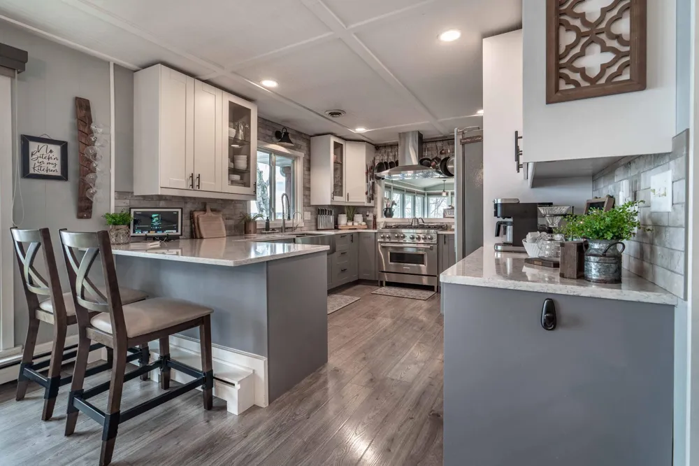 736 Shorewood Drive Detroit Lakes, MN 56501
