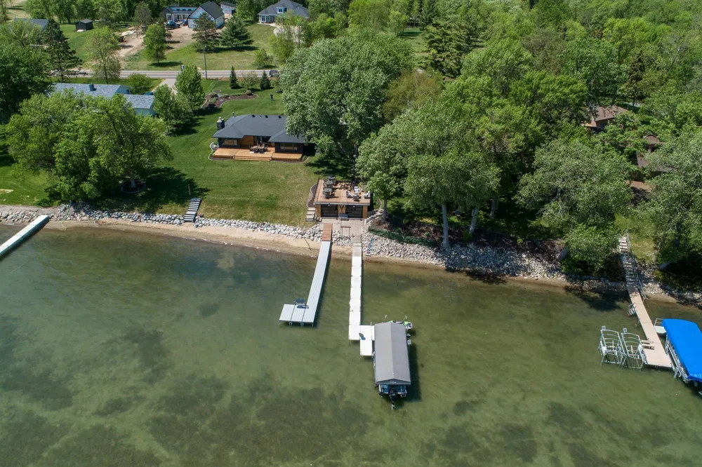 736 Shorewood Drive Detroit Lakes, MN 56501