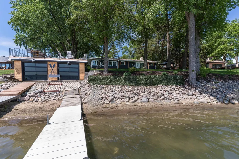 736 Shorewood Drive Detroit Lakes, MN 56501