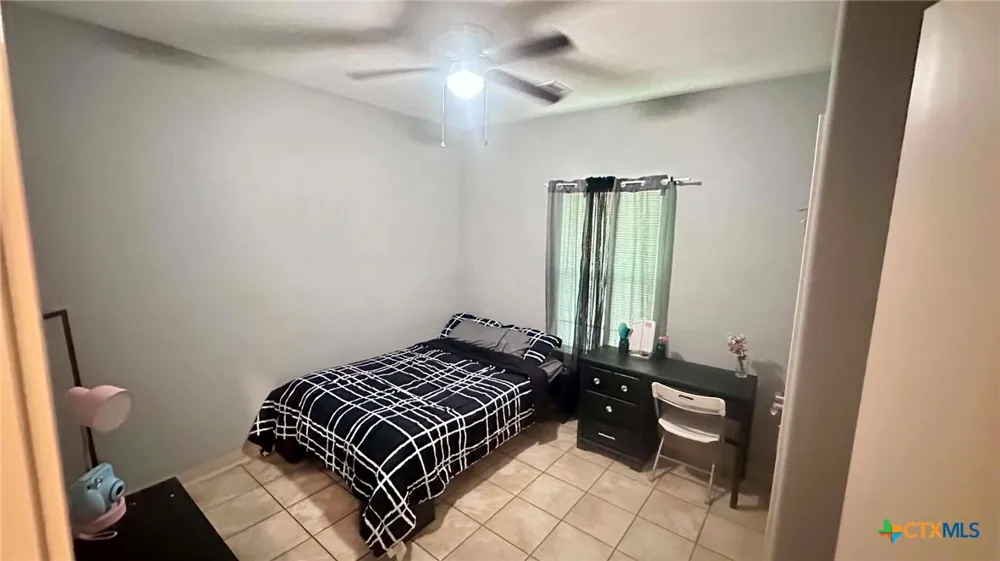 668 Commerce Street Bloomington, TX 77951