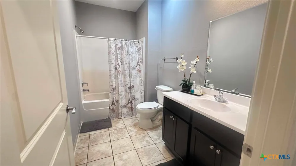 668 Commerce Street Bloomington, TX 77951
