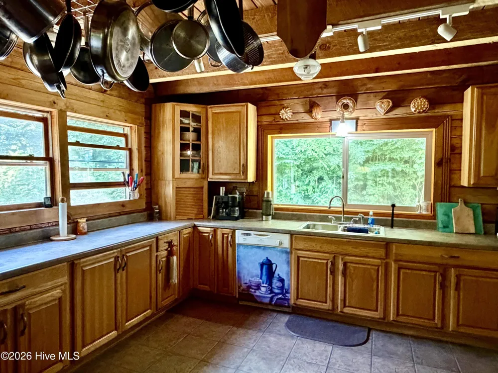 4181 Huffman Creek Road #32 Robbinsville, NC 28771