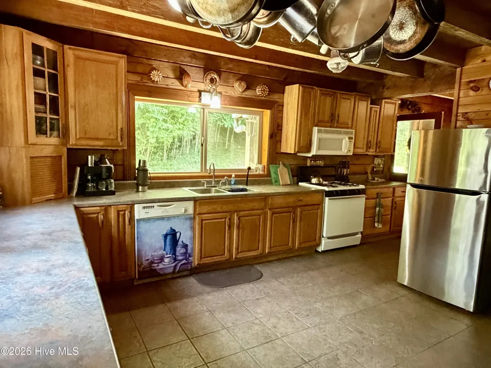 4181 Huffman Creek Road #32 Robbinsville, NC 28771
