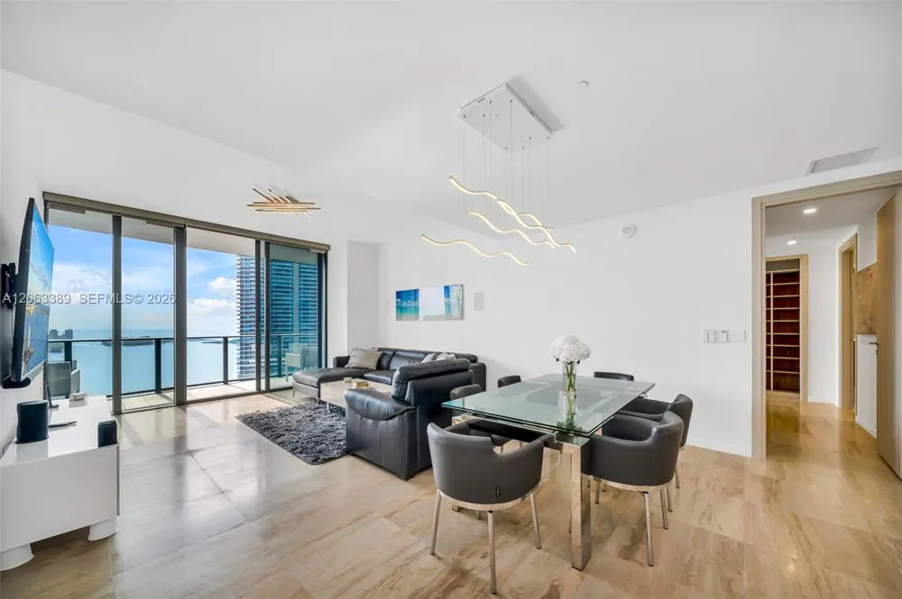 1000 Brickell Plz #PH5503 Miami, FL 33131