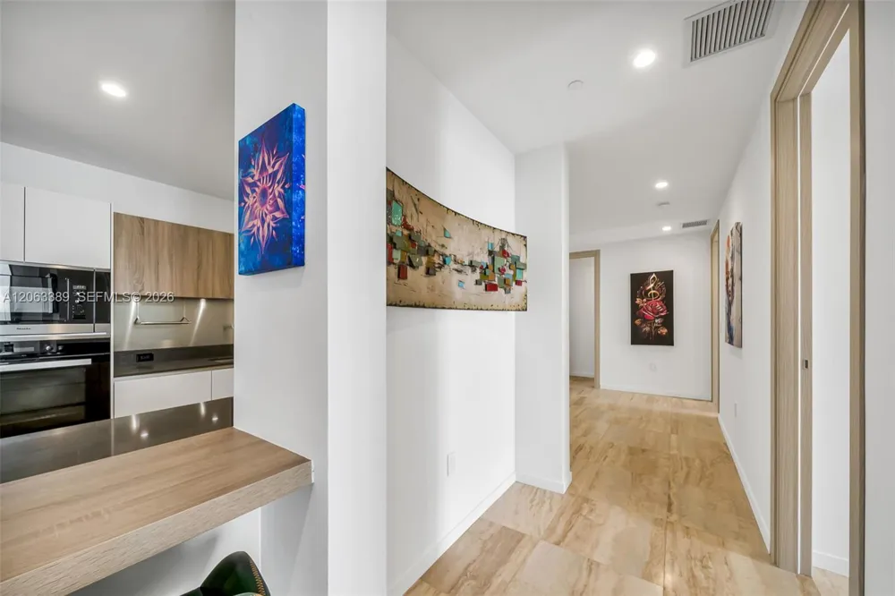 1000 Brickell Plz #PH5503 Miami, FL 33131