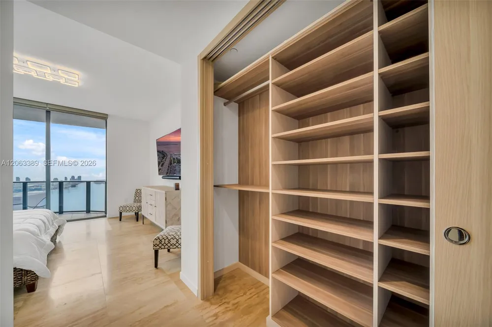 1000 Brickell Plz #PH5503 Miami, FL 33131