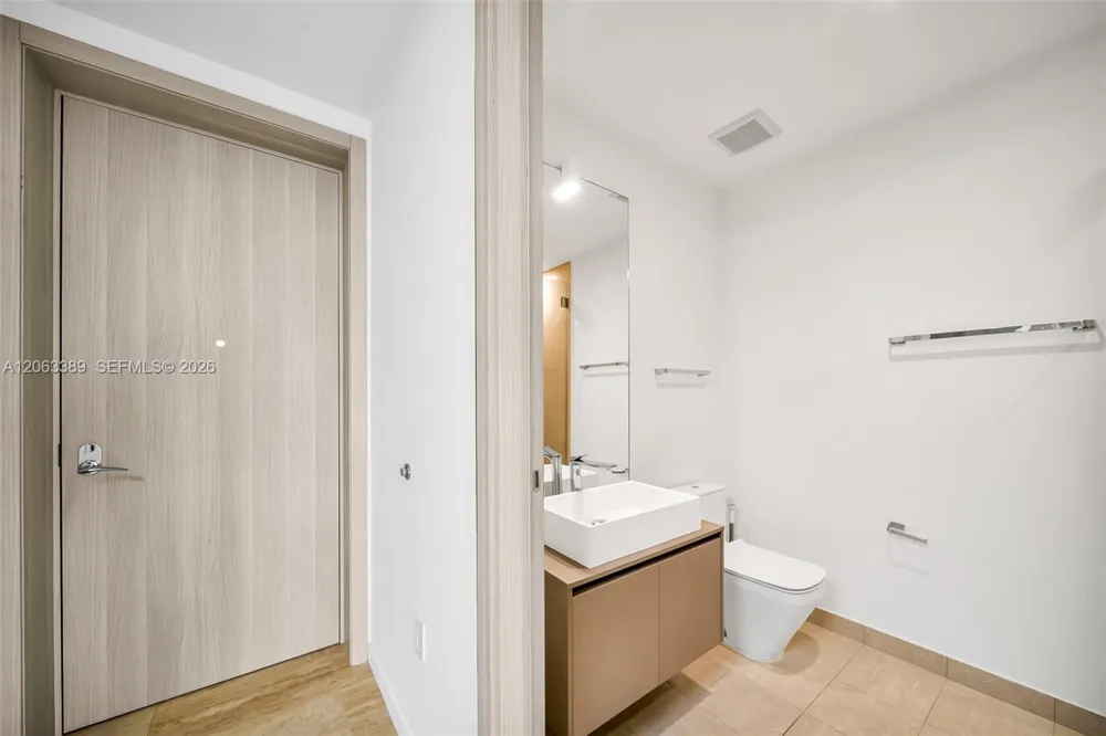 1000 Brickell Plz #PH5503 Miami, FL 33131