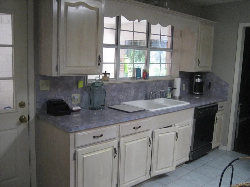 4759 County Road 1655 Grapeland, TX 75844