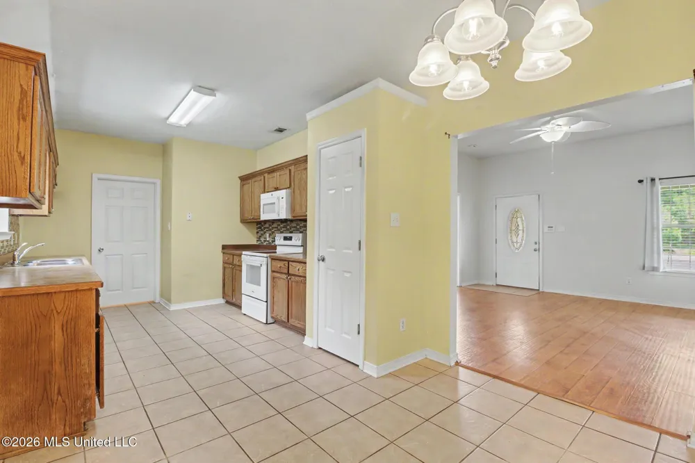 19505 Wallace Way Saucier, MS 39574
