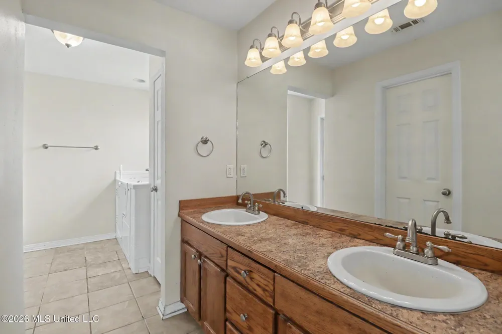 19505 Wallace Way Saucier, MS 39574