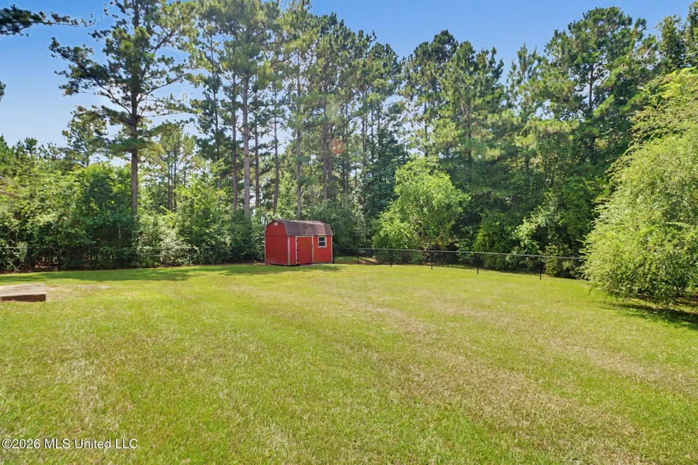 19505 Wallace Way Saucier, MS 39574