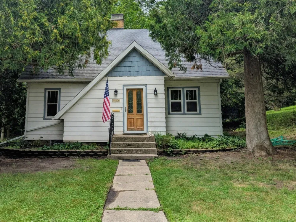 119 Prospect Street Rockford, MI 49341