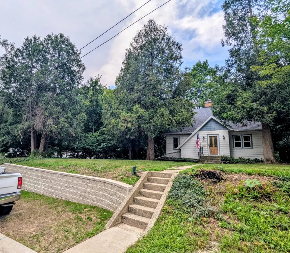119 Prospect Street Rockford, MI 49341