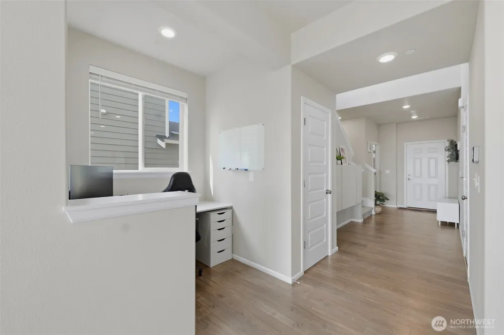 1391 Baker Heights Loop Bremerton, WA 98312