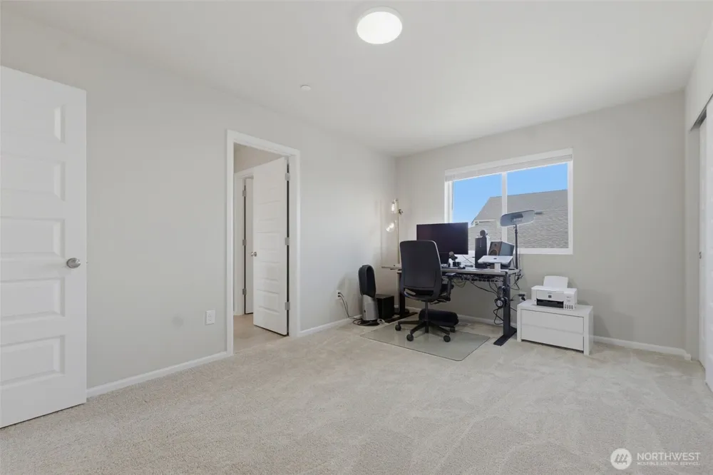 1391 Baker Heights Loop Bremerton, WA 98312