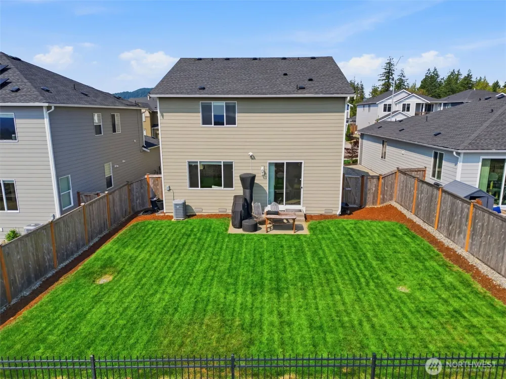 1391 Baker Heights Loop Bremerton, WA 98312
