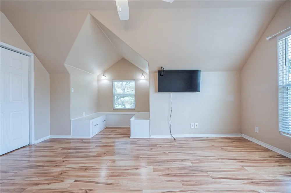 3006 Penoak Avenue Ingleside, TX 78362