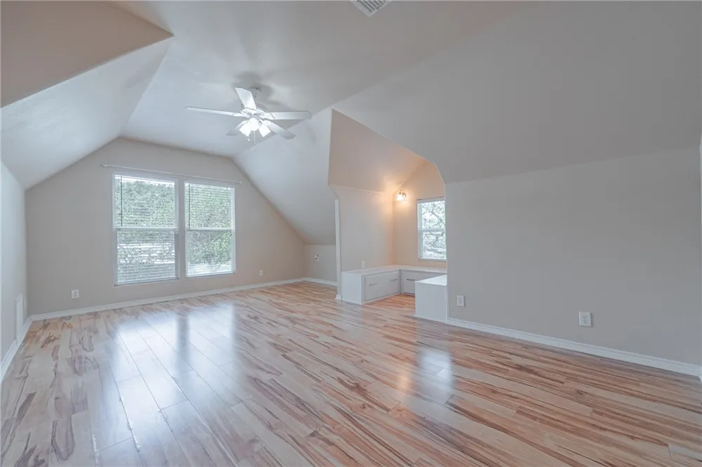 3006 Penoak Avenue Ingleside, TX 78362