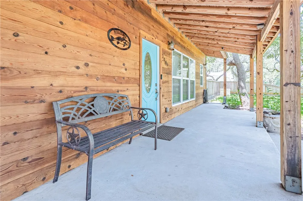 3006 Penoak Avenue Ingleside, TX 78362