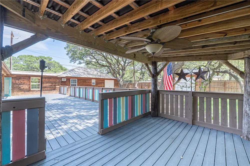 3006 Penoak Avenue Ingleside, TX 78362