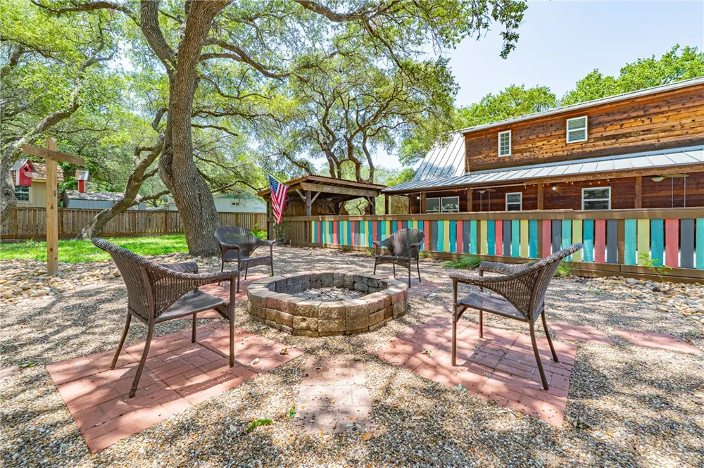3006 Penoak Avenue Ingleside, TX 78362