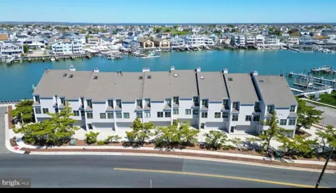 703 Bayshore Ave
