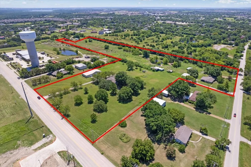 111 E Monte Carlo Boulevard Princeton, TX 75407