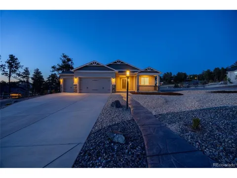 928 Graywoods Terrace