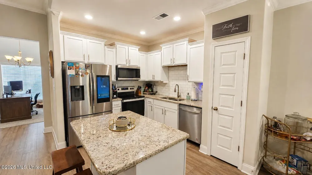 1932 Ava Drive Nesbit, MS 38651