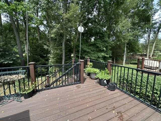 2708 Trillium Hills Drive Commerce, MI 48382