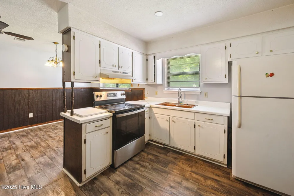 10 Stoney Road Castle Hayne, NC 28429