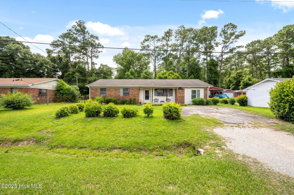 10 Stoney Road Castle Hayne, NC 28429