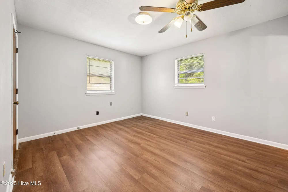 10 Stoney Road Castle Hayne, NC 28429