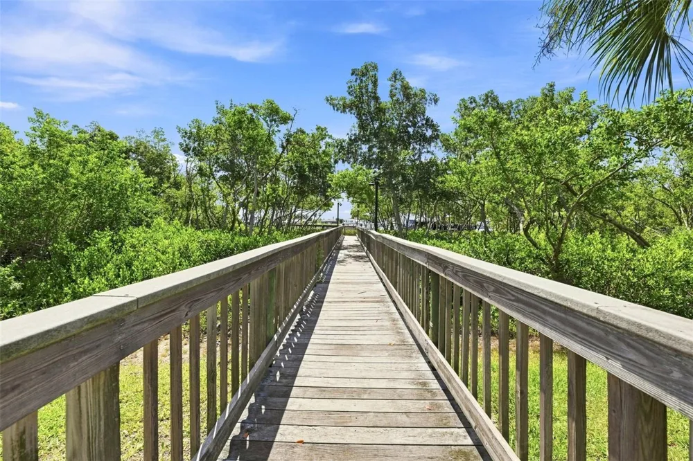 6111 LAGOMAR LANE Apollo Beach, FL 33572