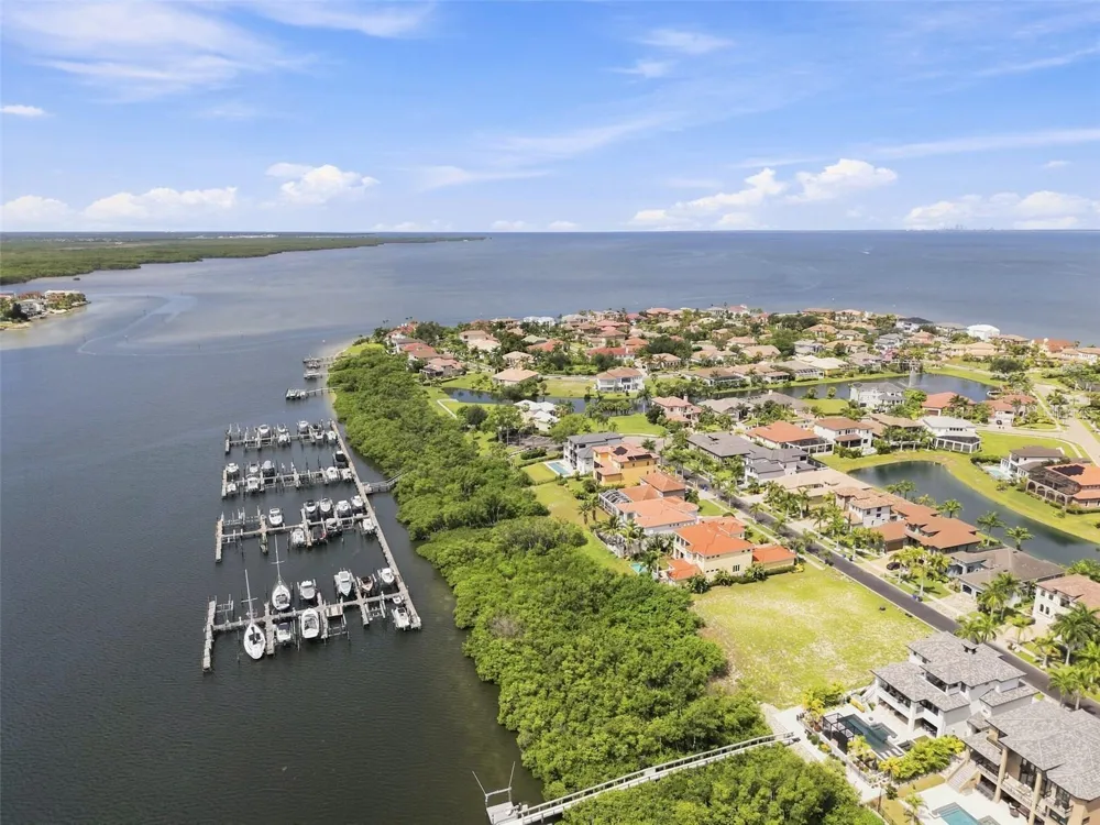 6111 LAGOMAR LANE Apollo Beach, FL 33572