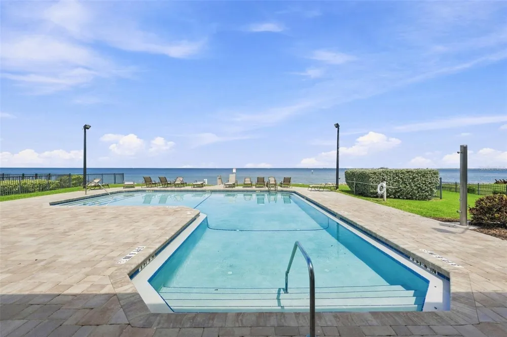 6111 LAGOMAR LANE Apollo Beach, FL 33572