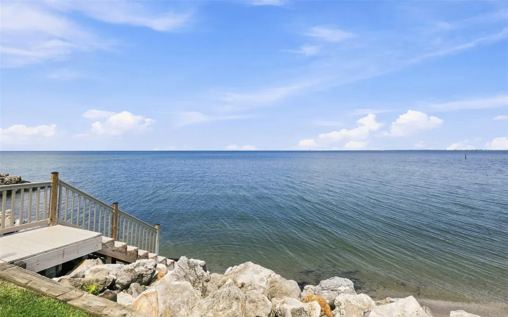 6111 LAGOMAR LANE Apollo Beach, FL 33572