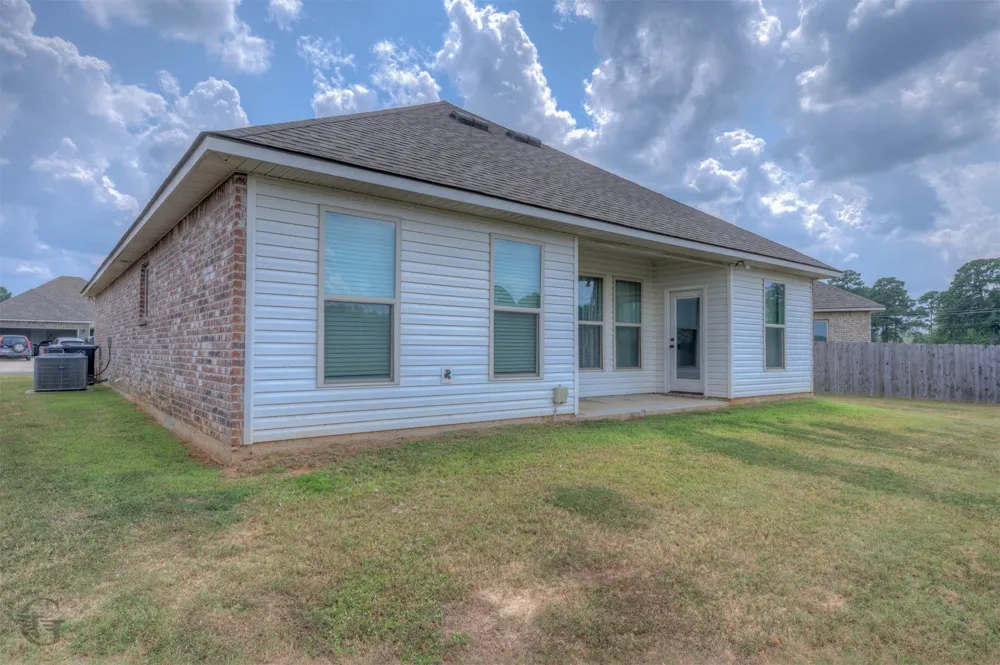 220 Berkshire Place Haughton, LA 71037