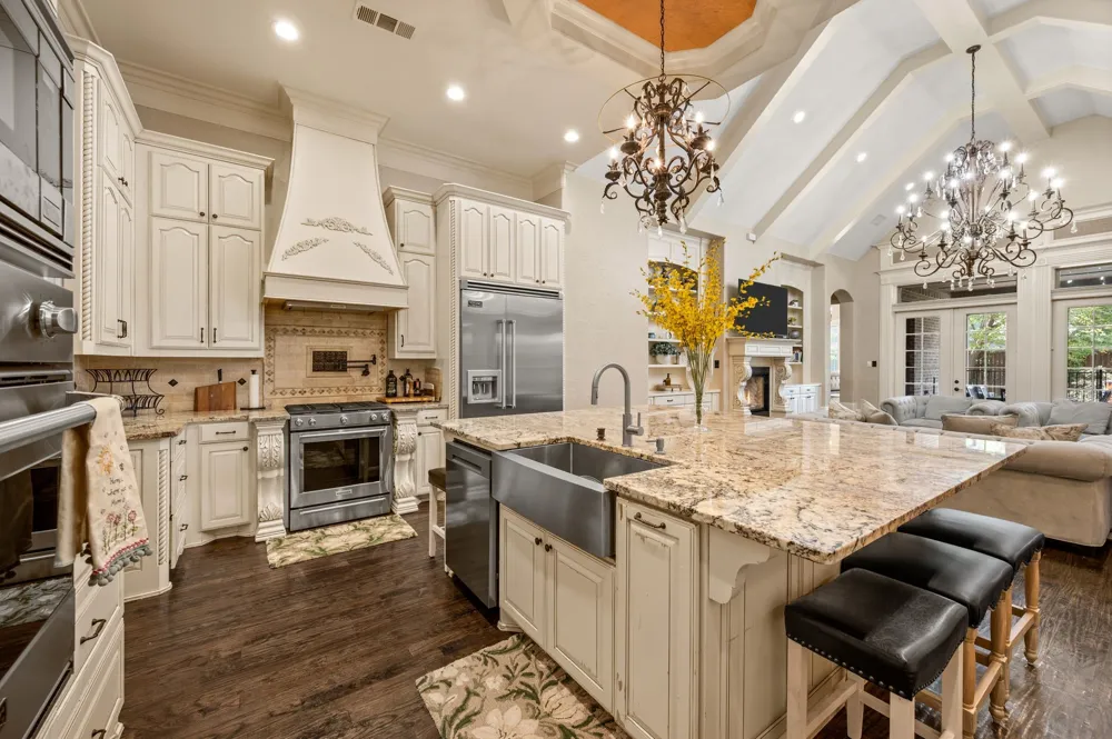 3300 Alexandria Court Grapevine, TX 76092