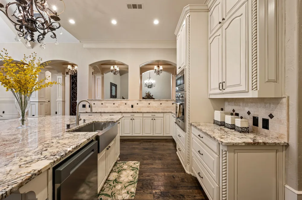 3300 Alexandria Court Grapevine, TX 76092