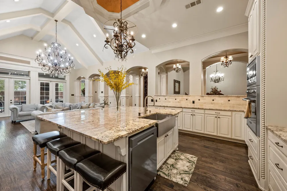 3300 Alexandria Court Grapevine, TX 76092