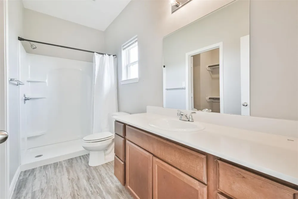 31 Road 5102b Cleveland, TX 77327