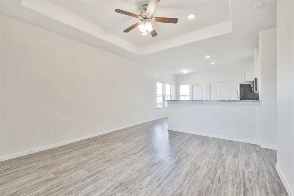 31 Road 5102b Cleveland, TX 77327