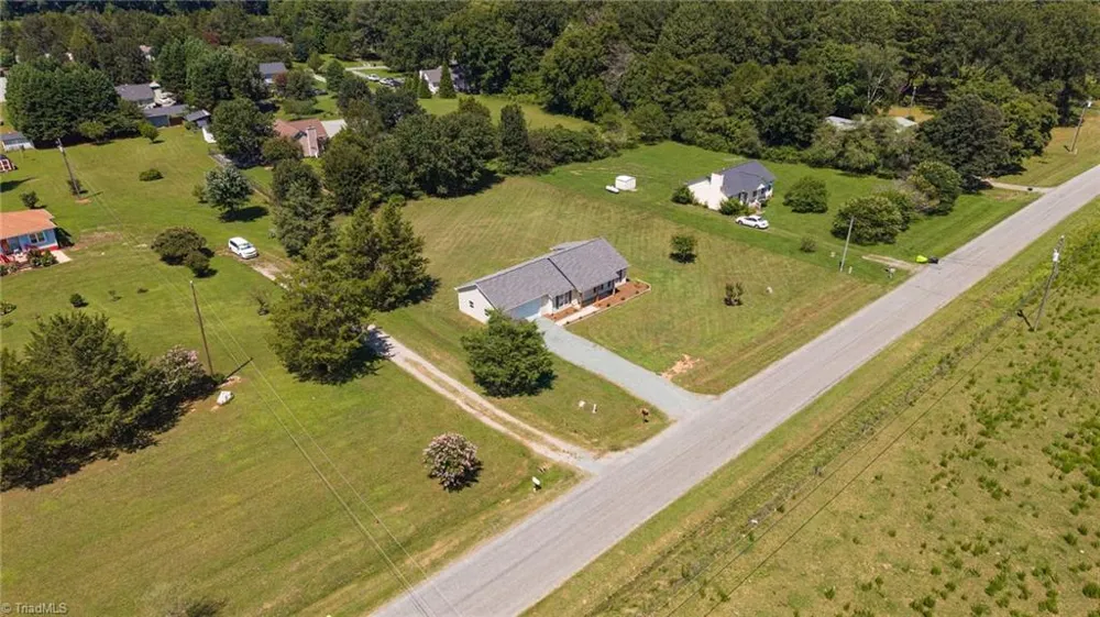 4042 Obra Road Graham, NC 27253