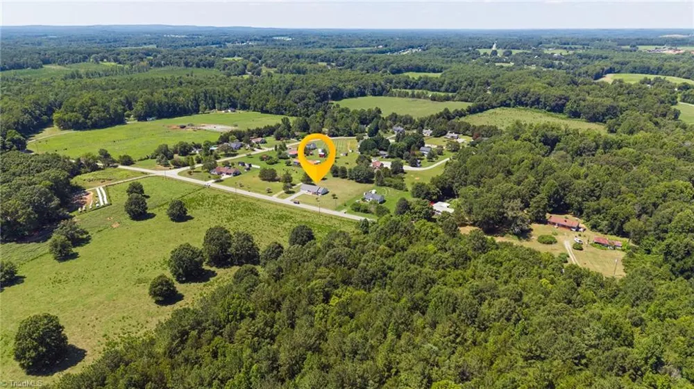 4042 Obra Road Graham, NC 27253
