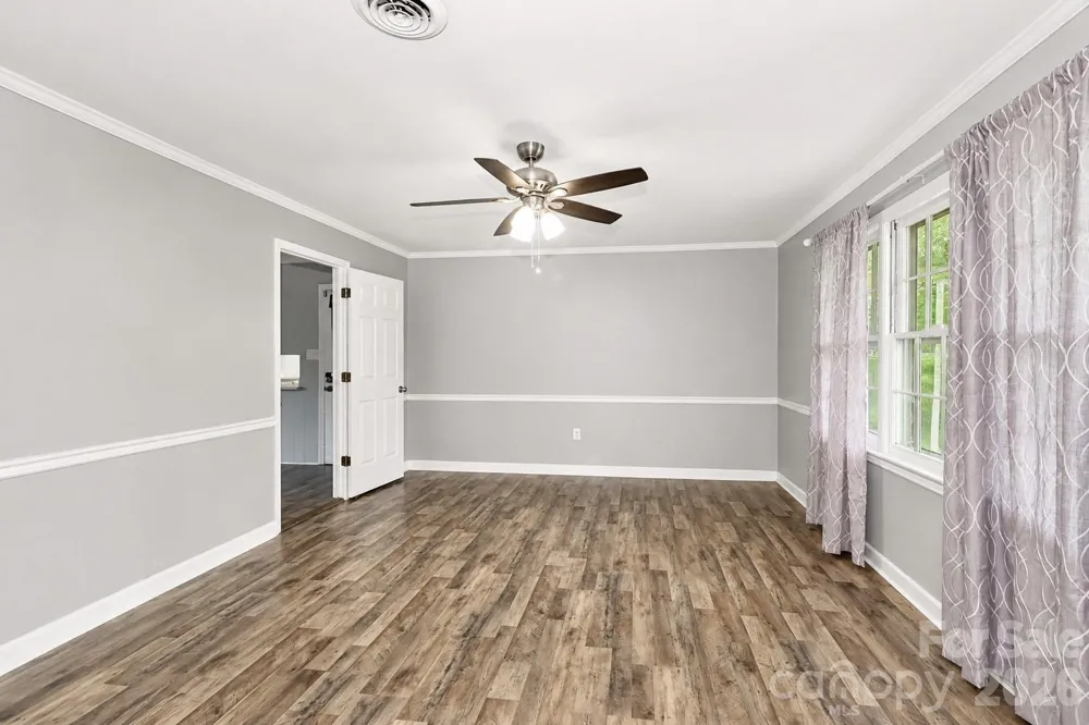 535 Carolina Avenue Statesville, NC 28677