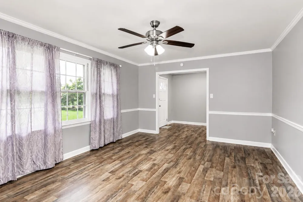 535 Carolina Avenue Statesville, NC 28677