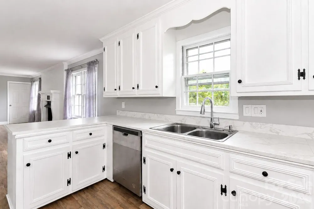535 Carolina Avenue Statesville, NC 28677