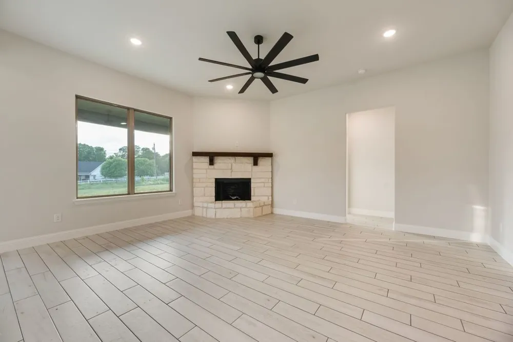 5004 Taylor Trail Sanger, TX 76266