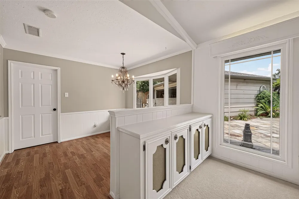 15606 Australia Street Jersey Village, TX 77040